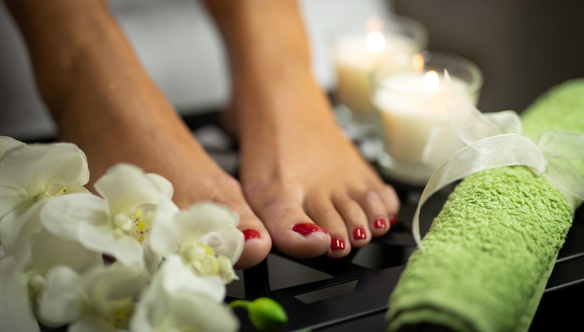 About Us Gloria Nails